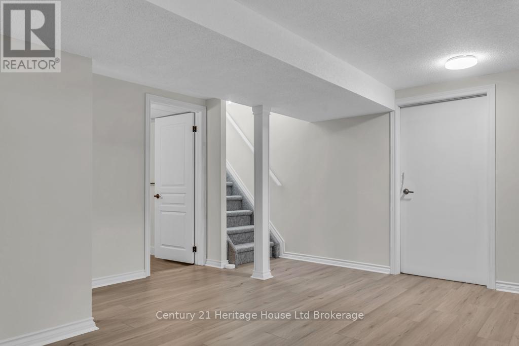 55 Denrich Avenue, Tillsonburg, Ontario  N4G 4X6 - Photo 21 - X13200800
