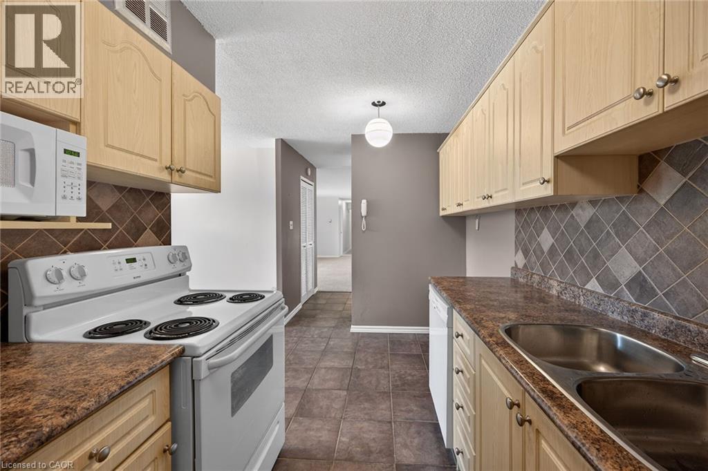 700 Dynes Road Unit# 101, Burlington, Ontario  L7N 3M2 - Photo 10 - 40834202