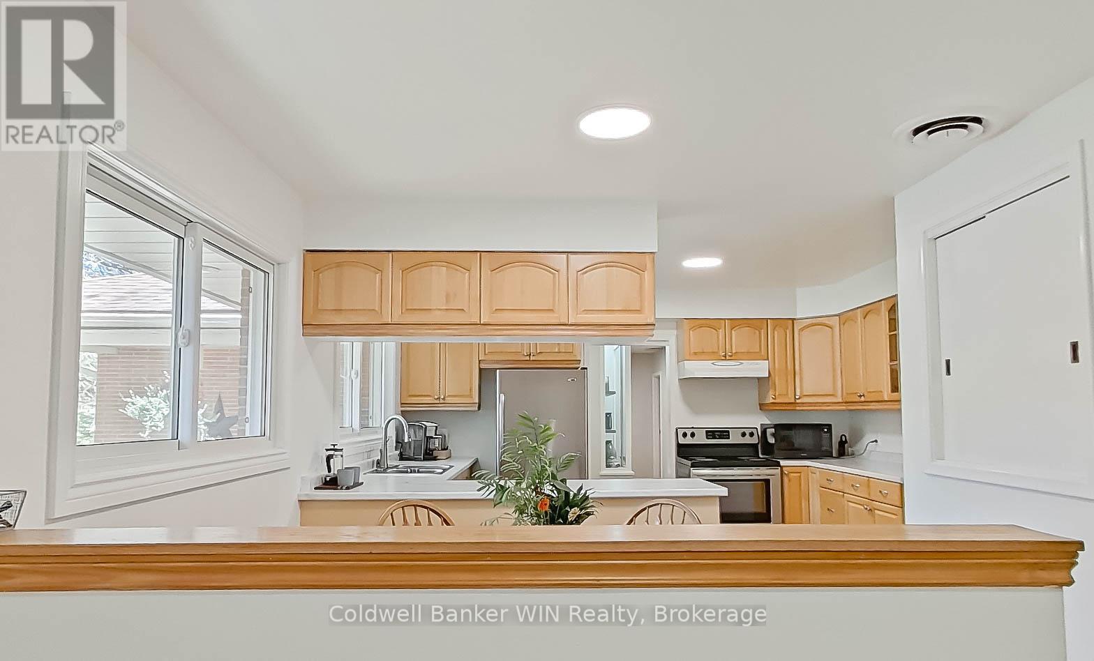 151 Isabella Street E, Wellington North, Ontario  N0G 1A0 - Photo 11 - X13202312