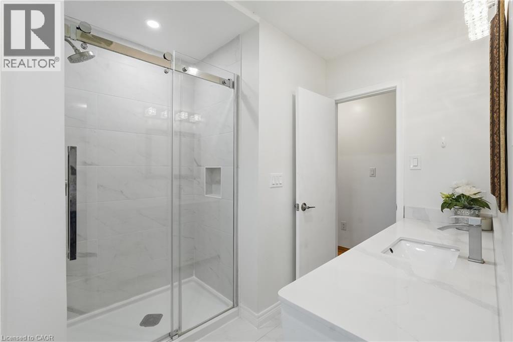 3533 Dorchester Road, Niagara Falls, Ontario  L2J 3A4 - Photo 18 - 40834071