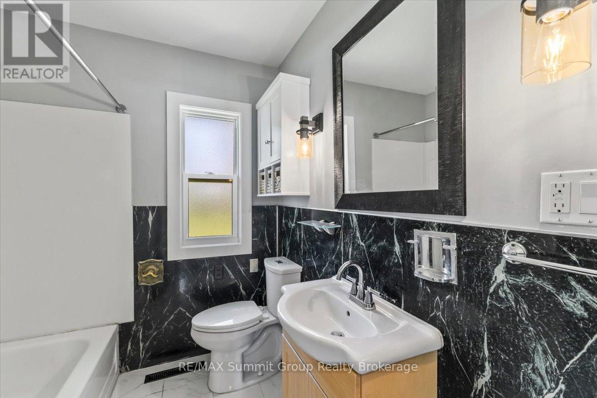 162 Main Street E, Grey Highlands, Ontario  N0C 1H0 - Photo 15 - X13204216