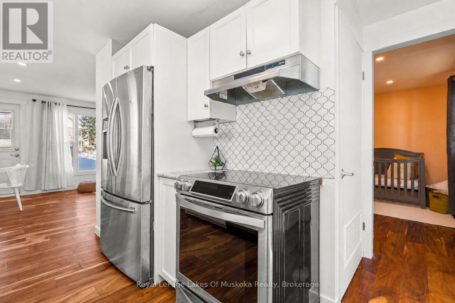 30 Kitchen Road S, Huntsville, Ontario  P1H 1Y3 - Photo 12 - X13204322