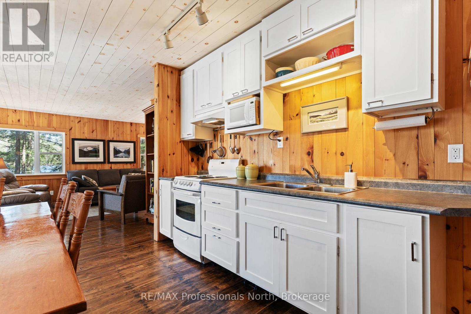 54261 Big Hawk East Shore, Algonquin Highlands, Ontario  K0M 1J1 - Photo 12 - X13205136