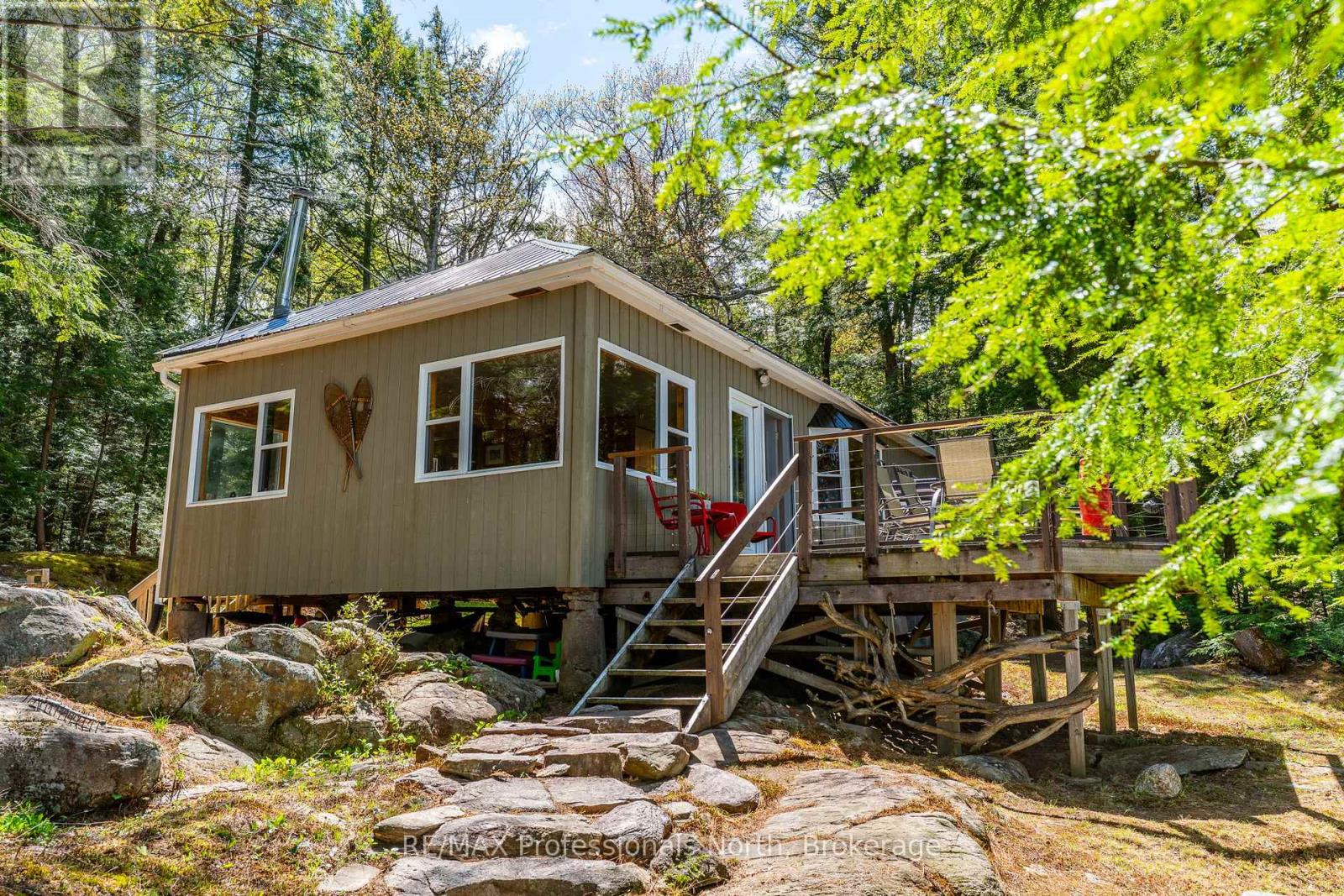 54261 Big Hawk East Shore, Algonquin Highlands, Ontario  K0M 1J1 - Photo 3 - X13205136