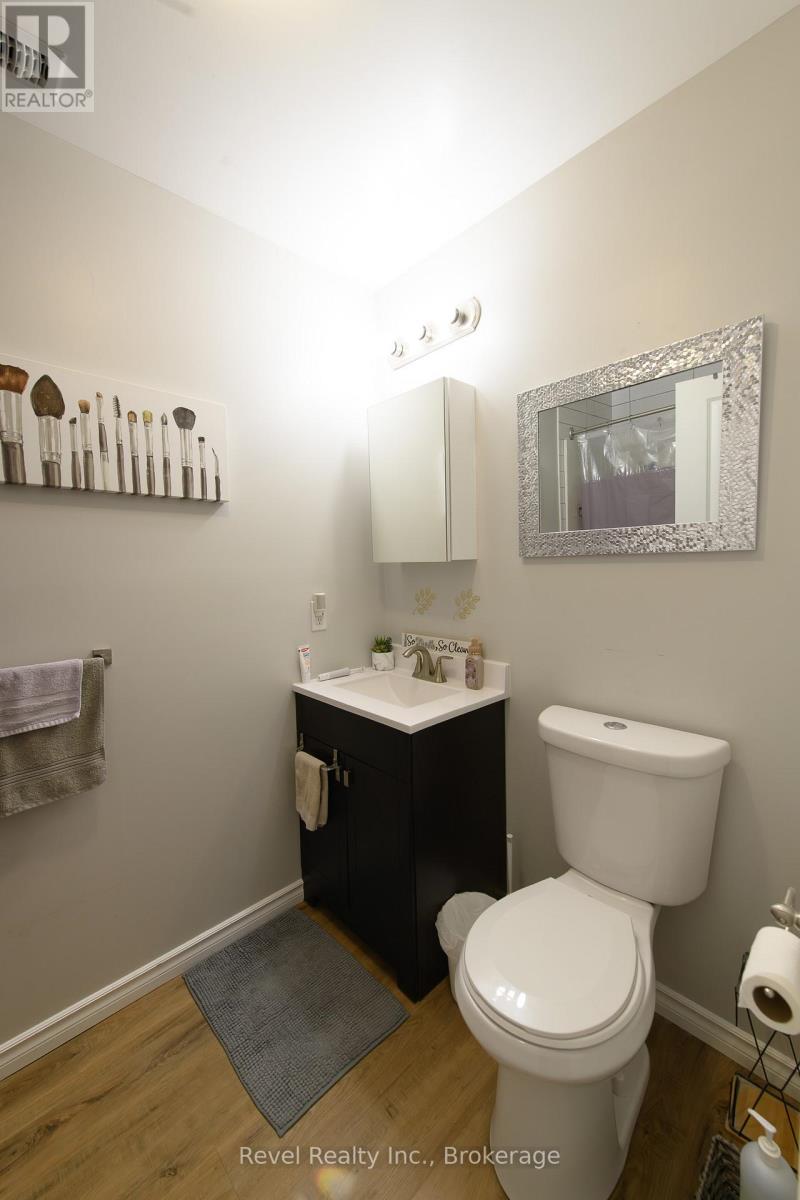 37 Marilyn Avenue N, Wasaga Beach, Ontario  L9Z 2Y5 - Photo 34 - S13205904