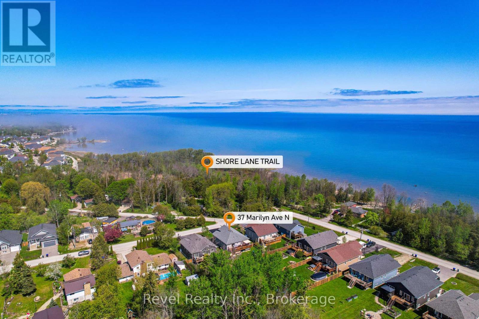 37 Marilyn Avenue N, Wasaga Beach, Ontario  L9Z 2Y5 - Photo 4 - S13205904