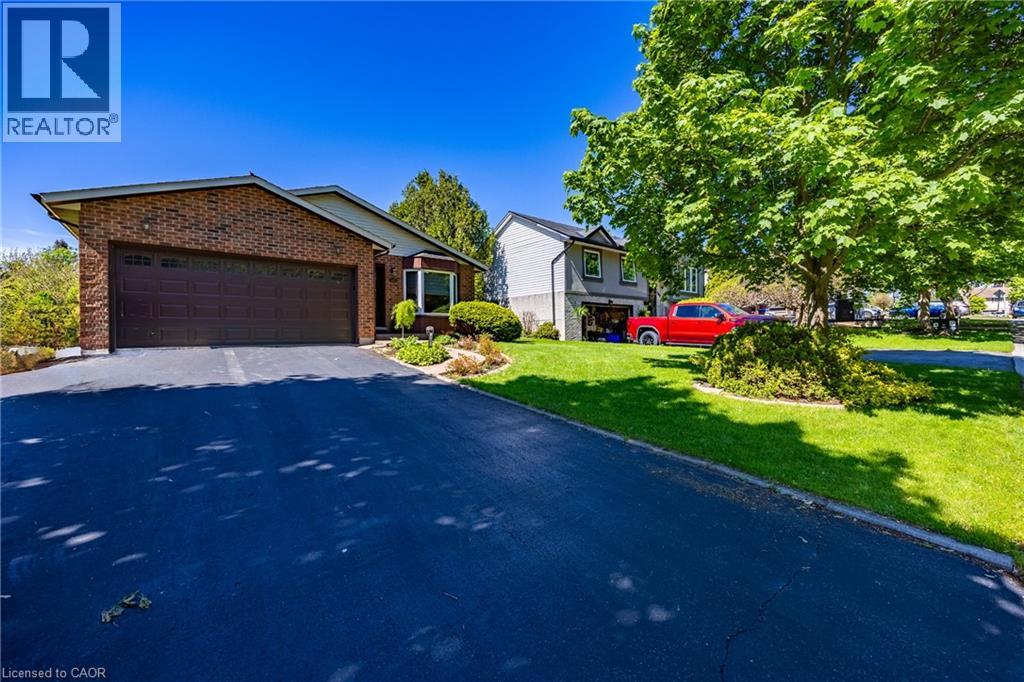 307 Orkney Street W, Caledonia, Ontario  N3W 1A3 - Photo 3 - 40834112