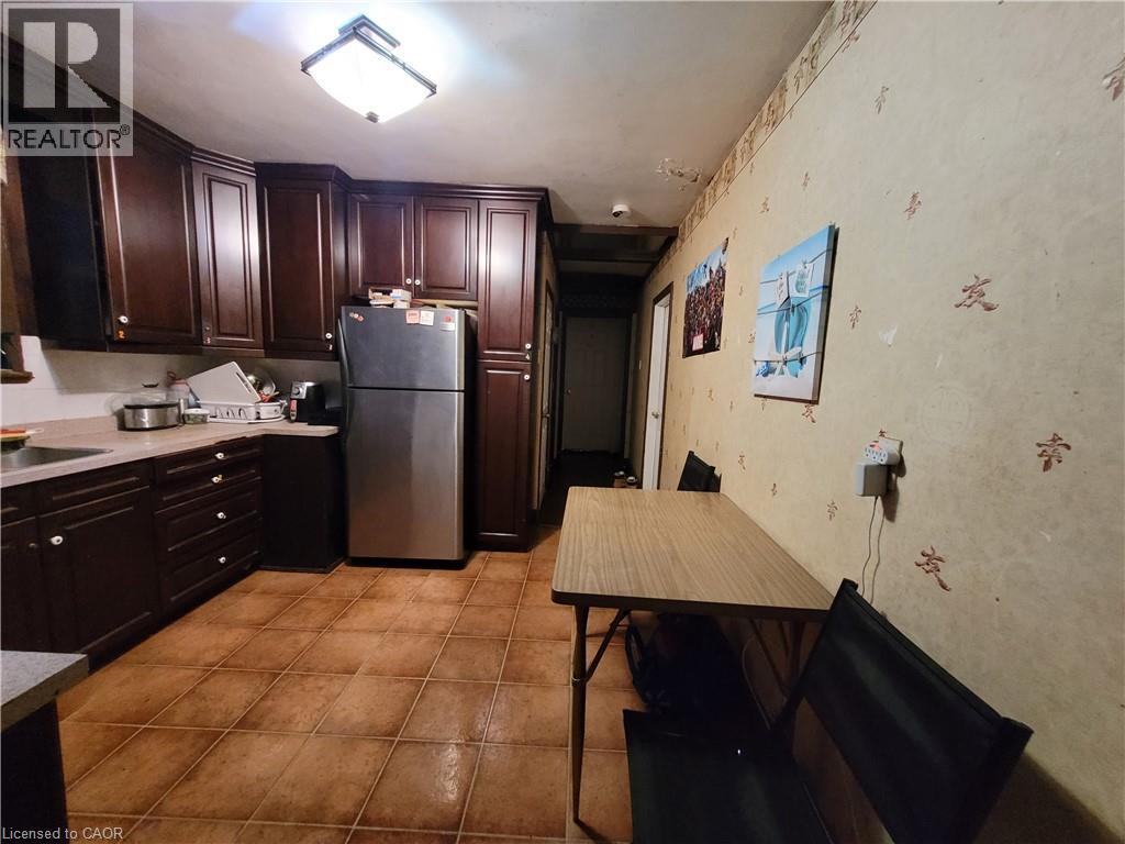 49 West 3rd Street, Hamilton, Ontario  L9C 3K1 - Photo 4 - 40834295