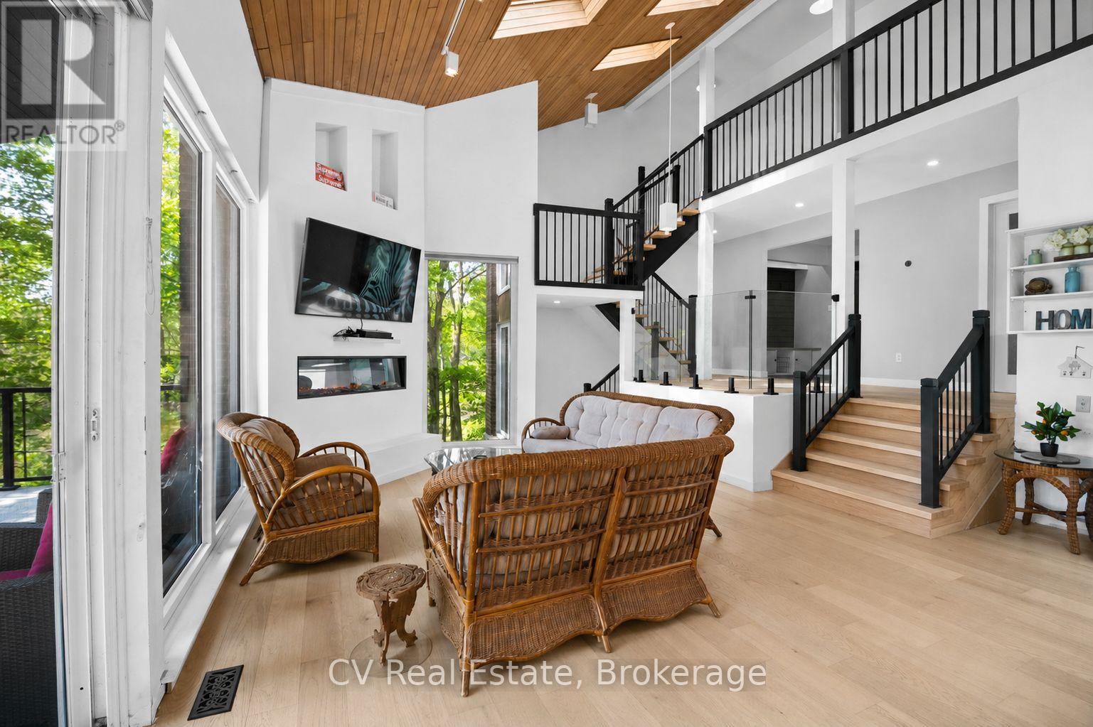 1030 S Sunset Bay Rd, Gravenhurst, Ontario  P1P 1R2 - Photo 16 - X13206252