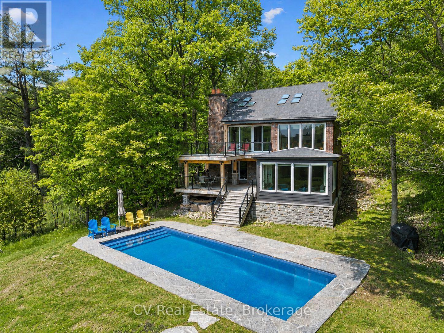 1030 S Sunset Bay Rd, Gravenhurst, Ontario  P1P 1R2 - Photo 2 - X13206252