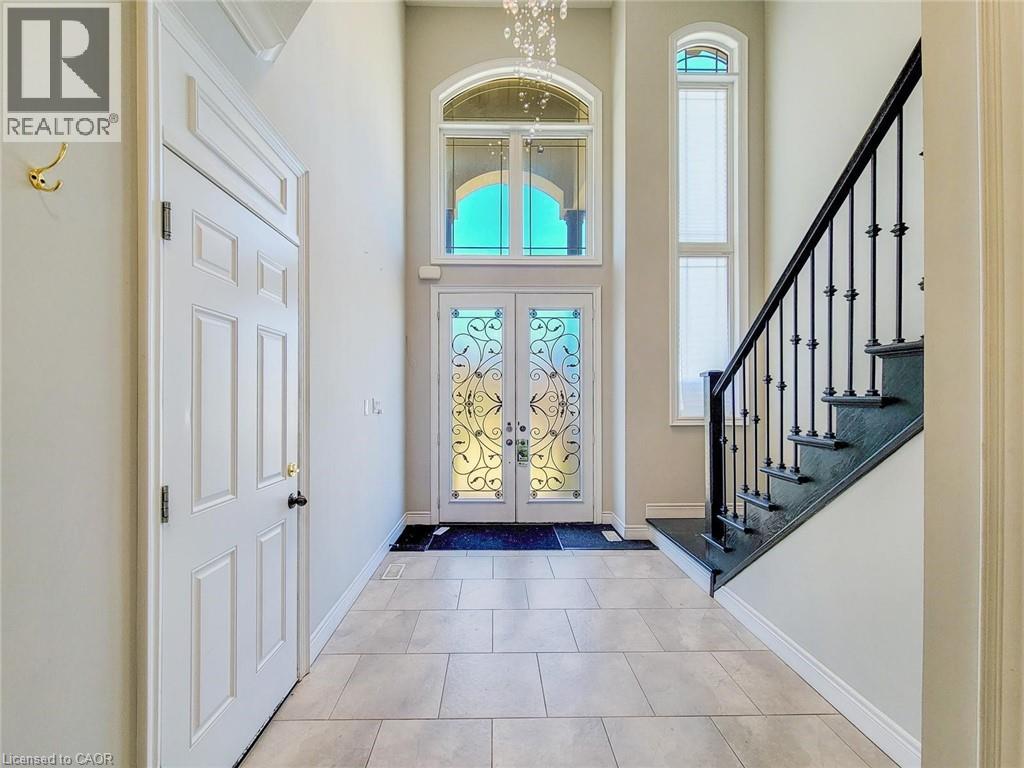 7 Chardonnay Street, Hamilton, Ontario  L8G 5H5 - Photo 4 - 40834124