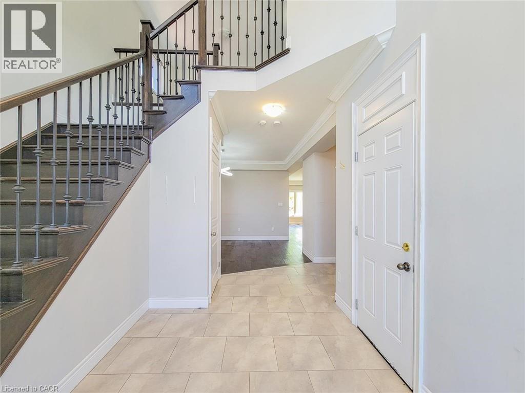 7 Chardonnay Street, Hamilton, Ontario  L8G 5H5 - Photo 6 - 40834124
