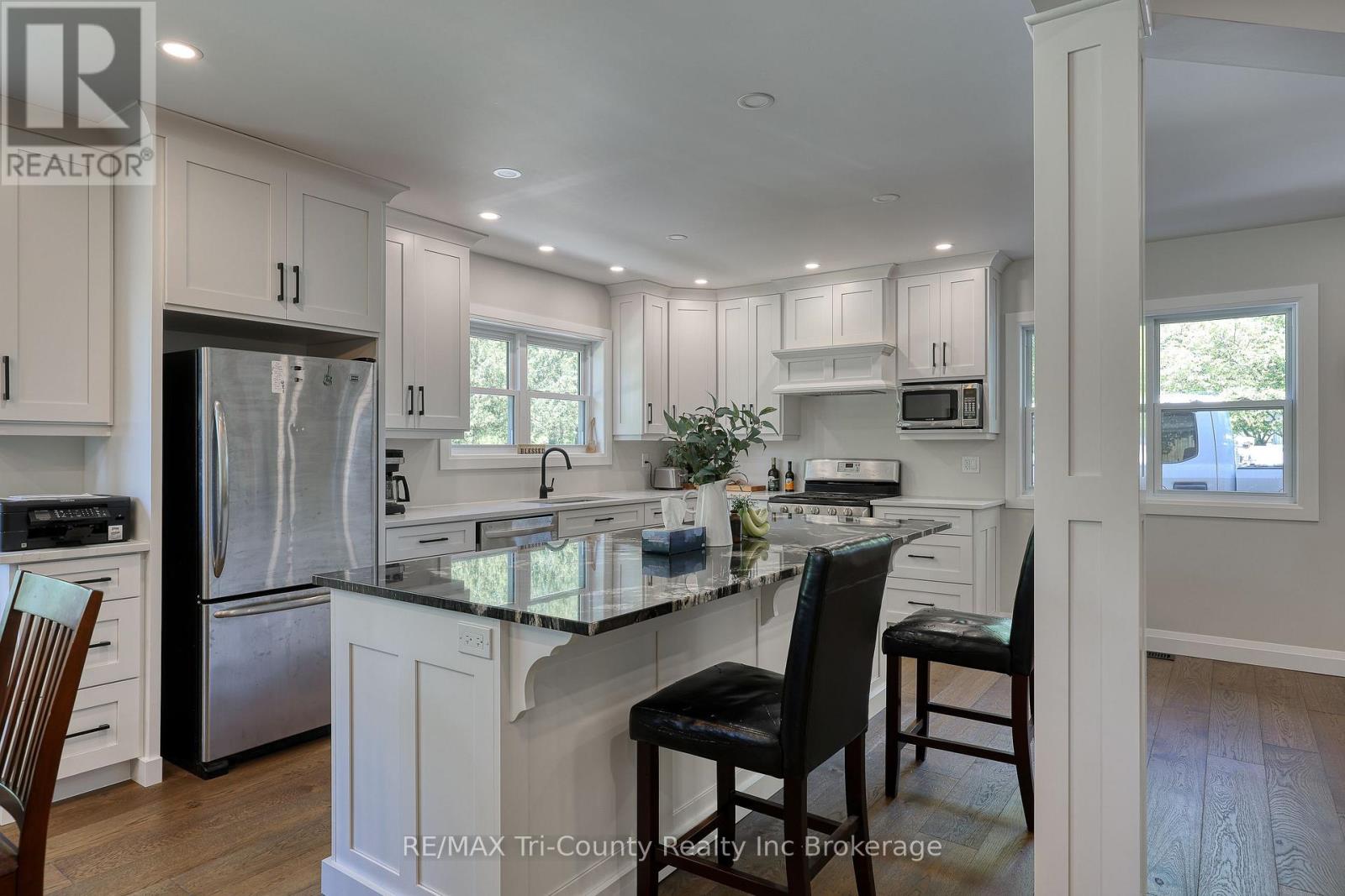 16 Delevan Crescent, Tillsonburg, Ontario  N4G 3M7 - Photo 4 - X13206494