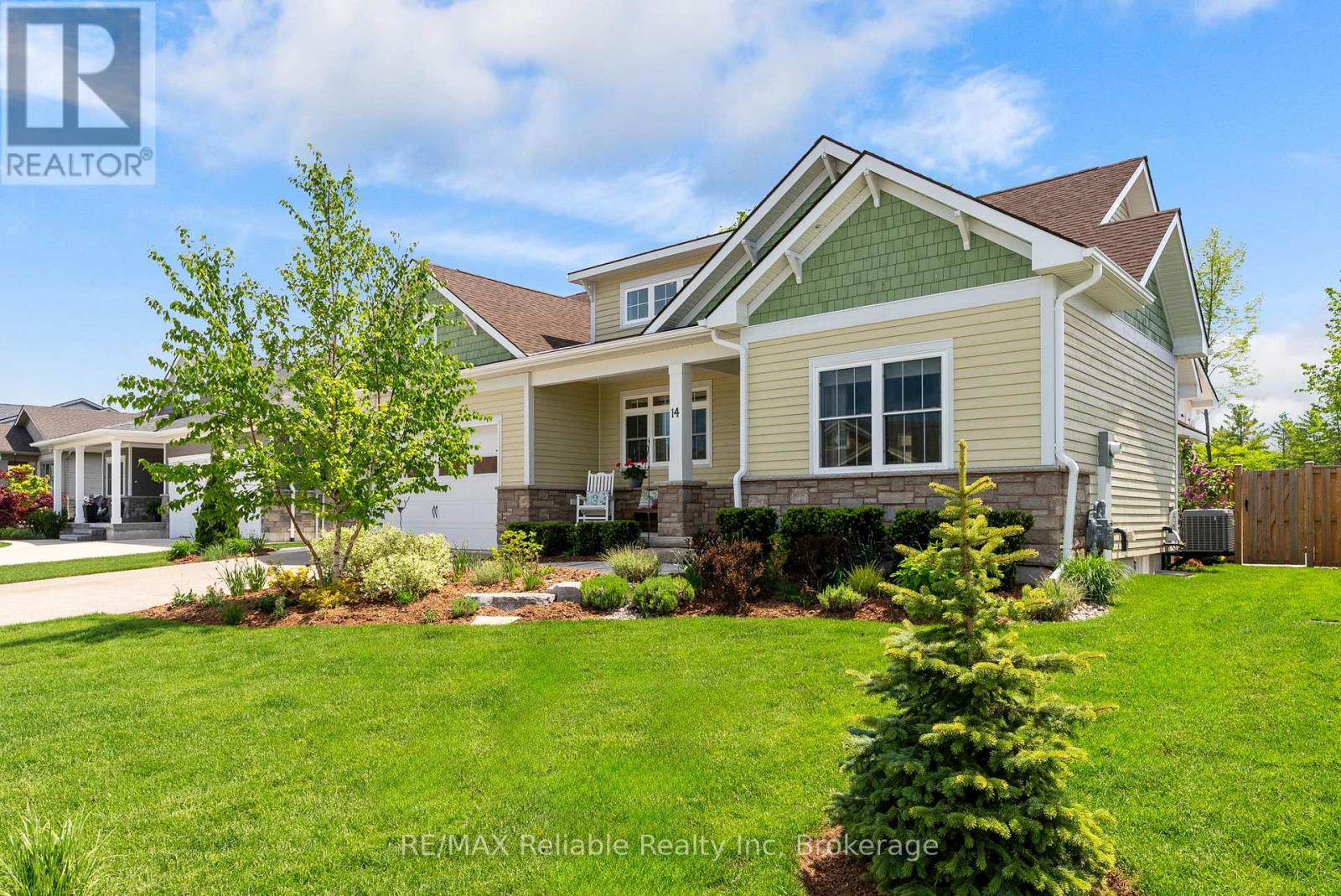14 Thimbleweed Drive, Bluewater, Ontario  N0M 1G0 - Photo 3 - X13206694