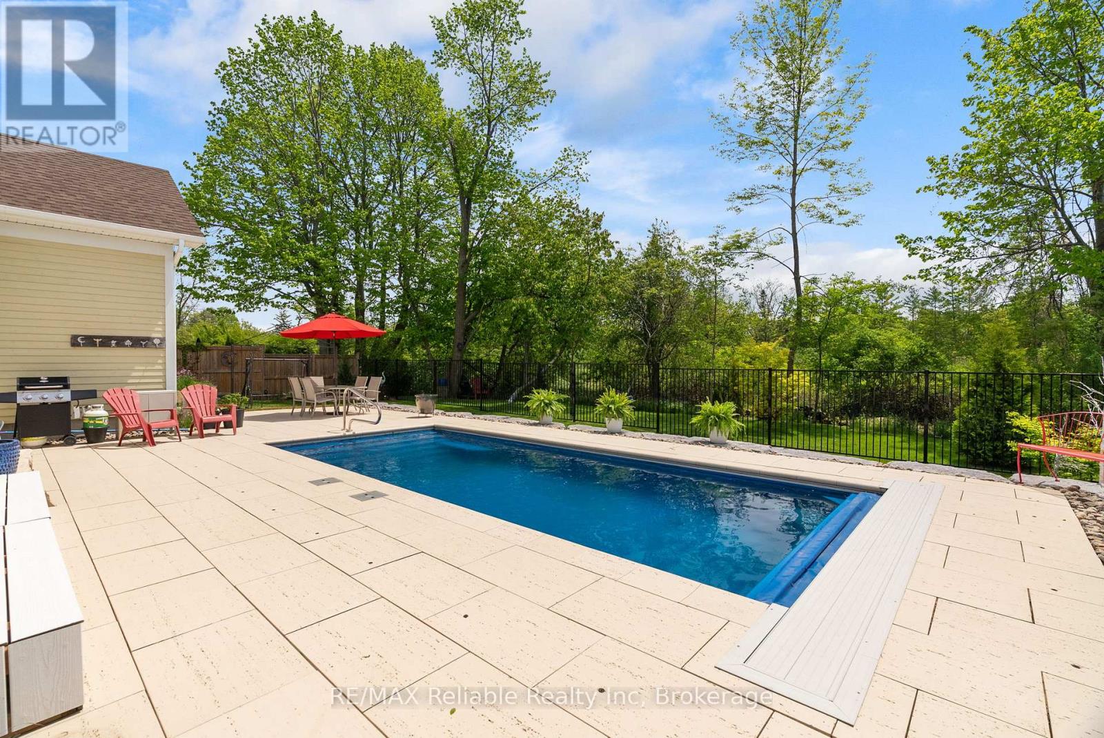 14 Thimbleweed Drive, Bluewater, Ontario  N0M 1G0 - Photo 37 - X13206694