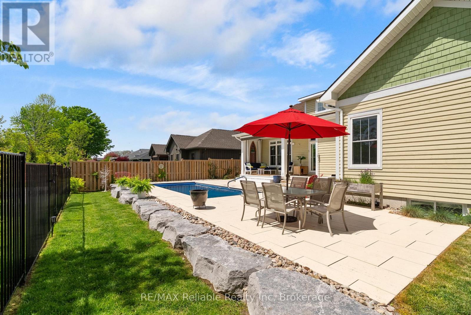 14 Thimbleweed Drive, Bluewater, Ontario  N0M 1G0 - Photo 44 - X13206694