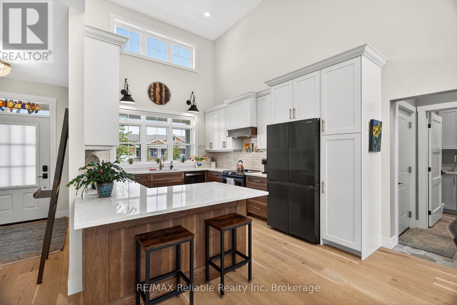 14 Thimbleweed Drive, Bluewater, Ontario  N0M 1G0 - Photo 7 - X13206694