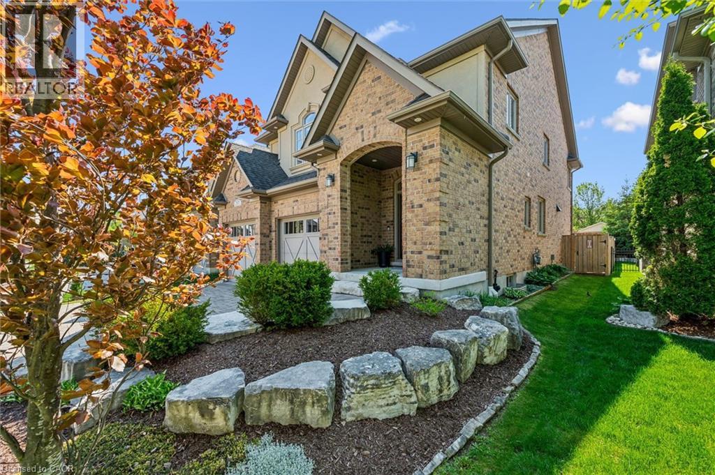828 Copper Ridge Drive, Waterloo, Ontario  N2K 0B5 - Photo 3 - 40832166