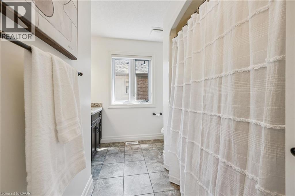 828 Copper Ridge Drive, Waterloo, Ontario  N2K 0B5 - Photo 32 - 40832166
