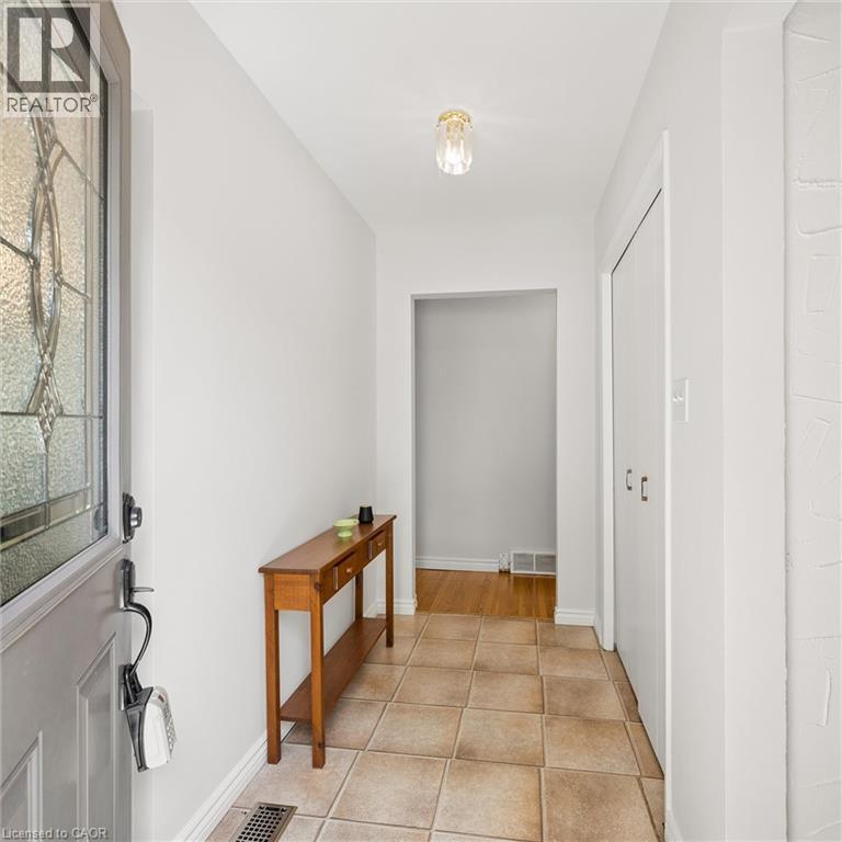 1862 Briarwood Drive, Cambridge, Ontario  N3H 5A7 - Photo 4 - 40833649