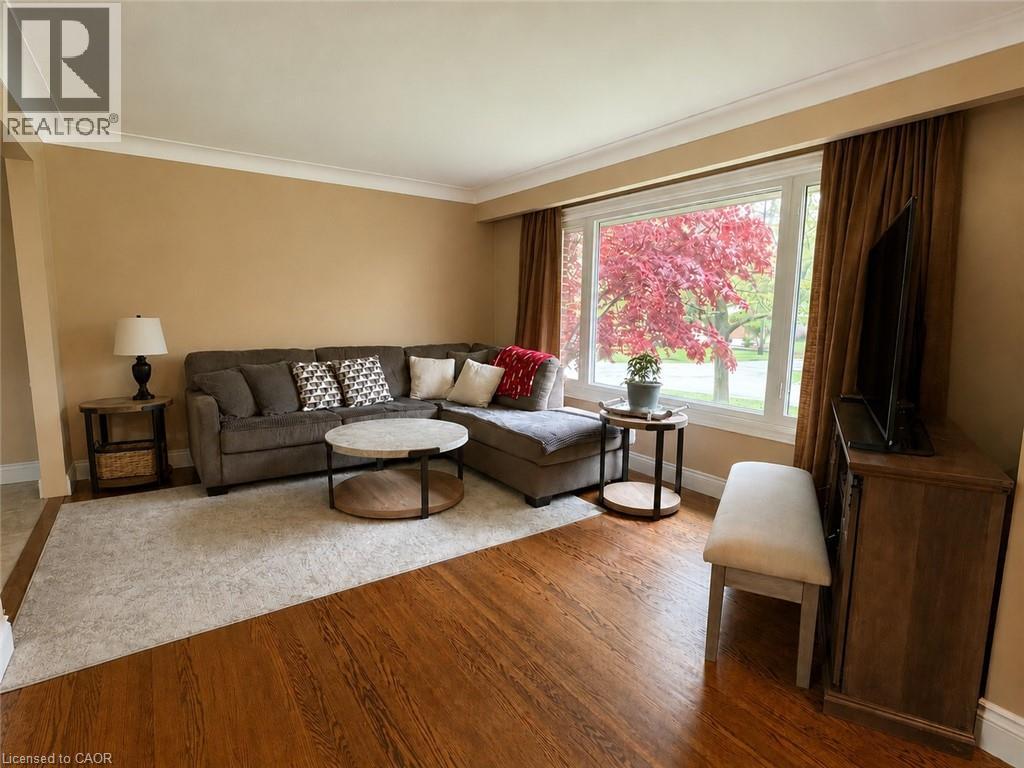 917 Orpha Street, Burlington, Ontario  L7R 3W5 - Photo 4 - 40833331