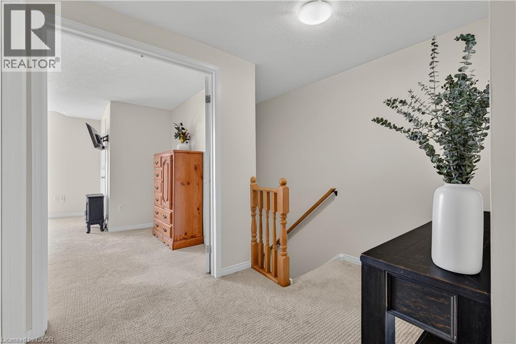 475 Annapolis Court, Waterloo, Ontario  N2K 4E7 - Photo 20 - 40833026