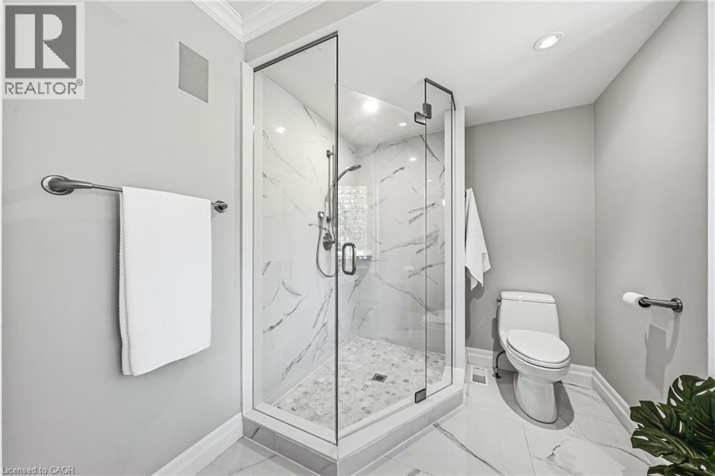 7 Colonial Crescent, Oakville, Ontario  L6J 4K8 - Photo 29 - 40833953