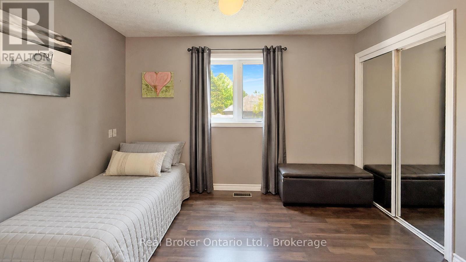 11 James Street W, Minto, Ontario  N0G 1M0 - Photo 10 - X13207454