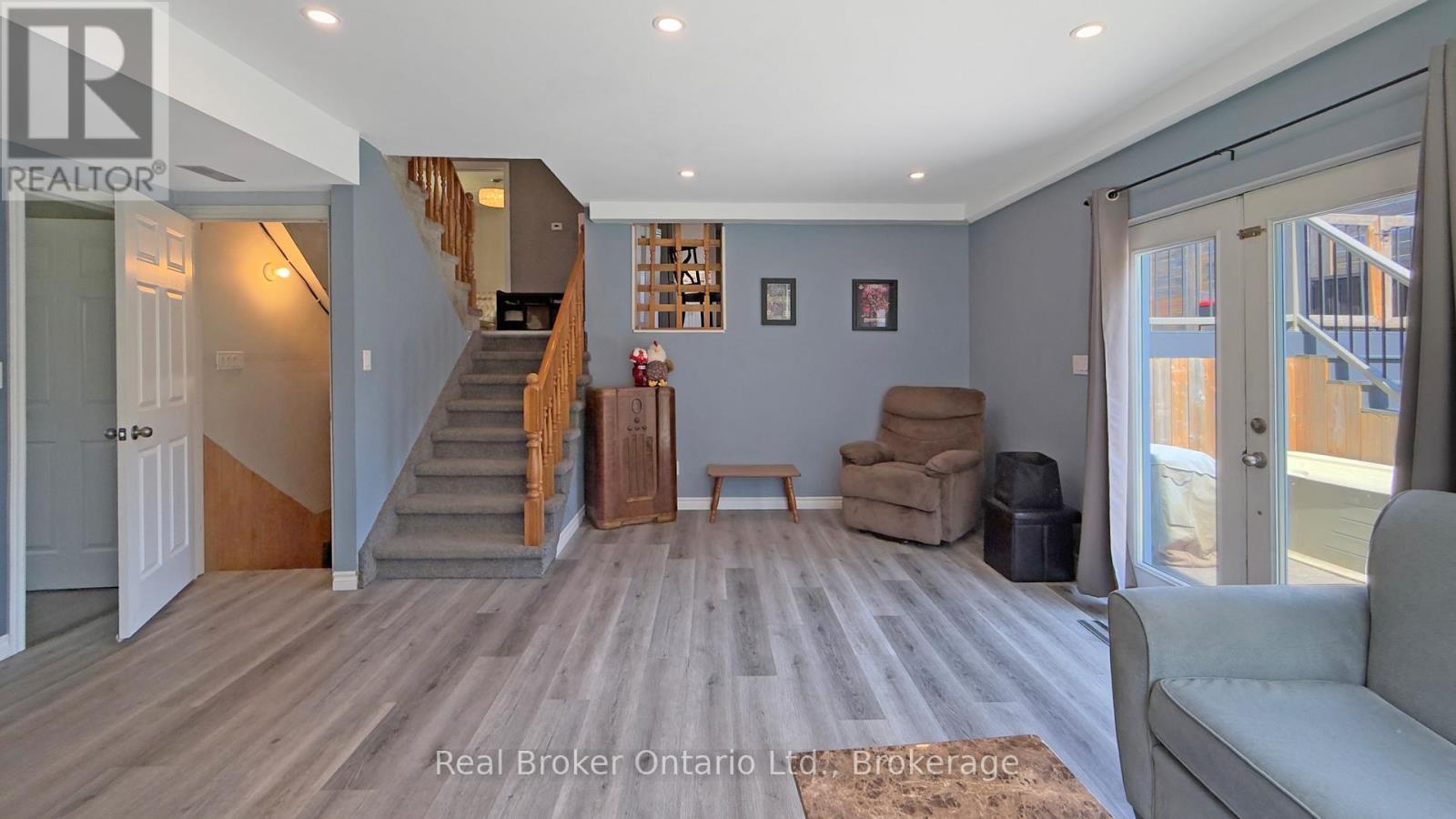 11 James Street W, Minto, Ontario  N0G 1M0 - Photo 15 - X13207454