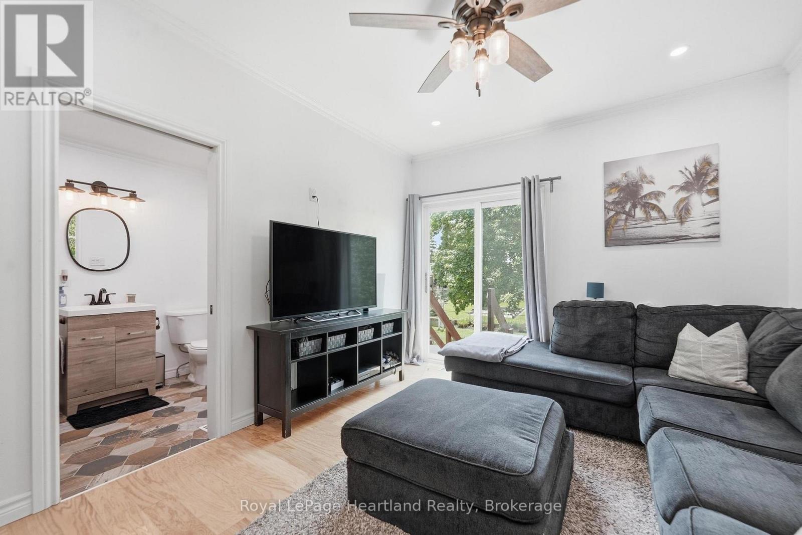 212 Townsend Street, Central Huron, Ontario  N0M 1L0 - Photo 11 - X13207484