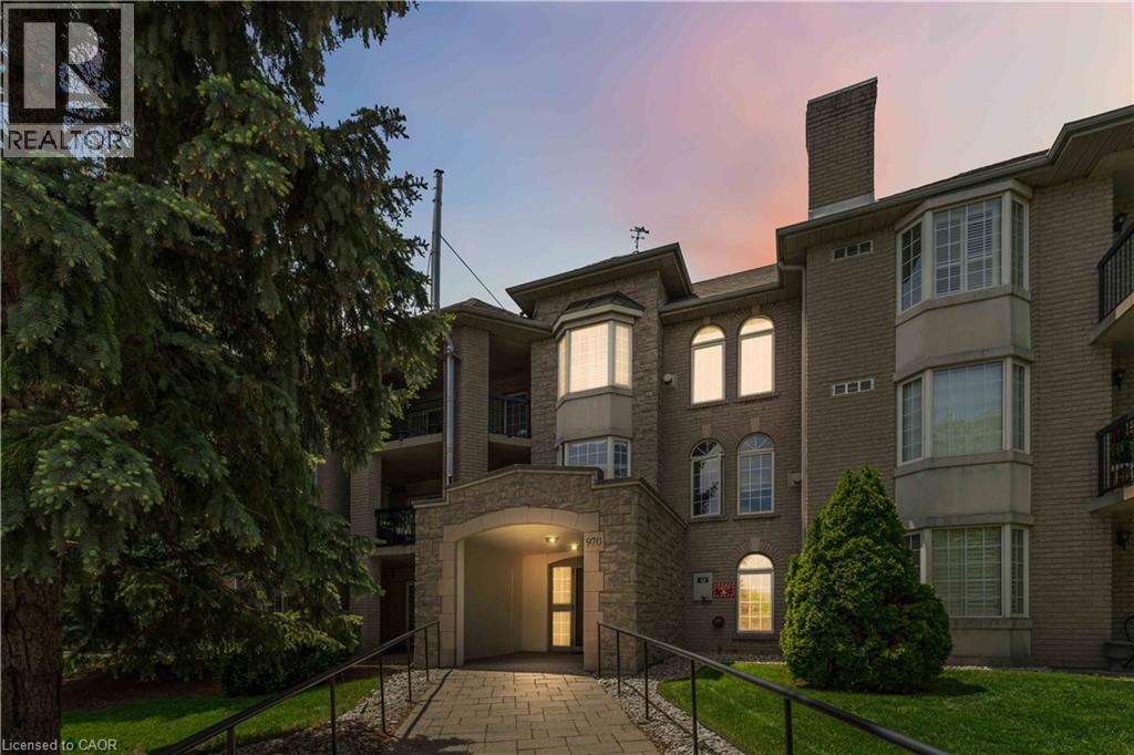 970 Golf Links Road Unit# 205, Ancaster, Ontario  L9K 1J8 - Photo 2 - 40834077
