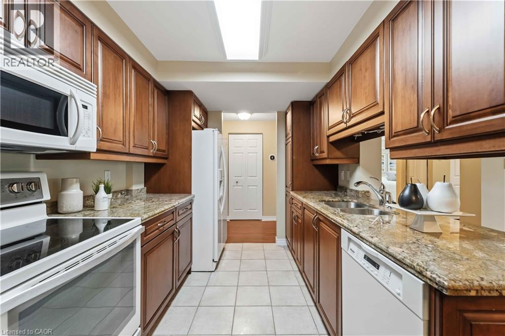 970 Golf Links Road Unit# 205, Ancaster, Ontario  L9K 1J8 - Photo 20 - 40834077