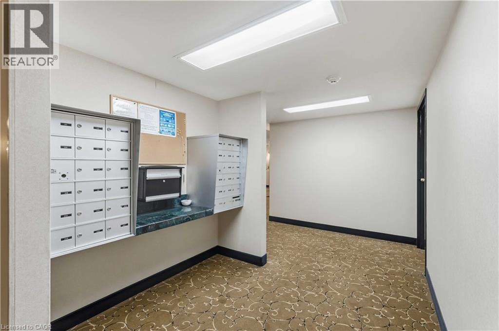 970 Golf Links Road Unit# 205, Ancaster, Ontario  L9K 1J8 - Photo 33 - 40834077