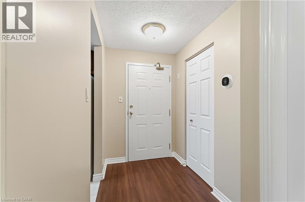 970 Golf Links Road Unit# 205, Ancaster, Ontario  L9K 1J8 - Photo 6 - 40834077