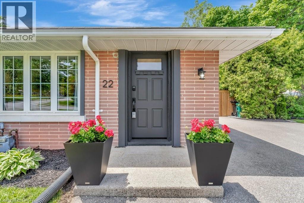 22 Dale Avenue, Cambridge, Ontario  N1S 3M6 - Photo 2 - 40831581