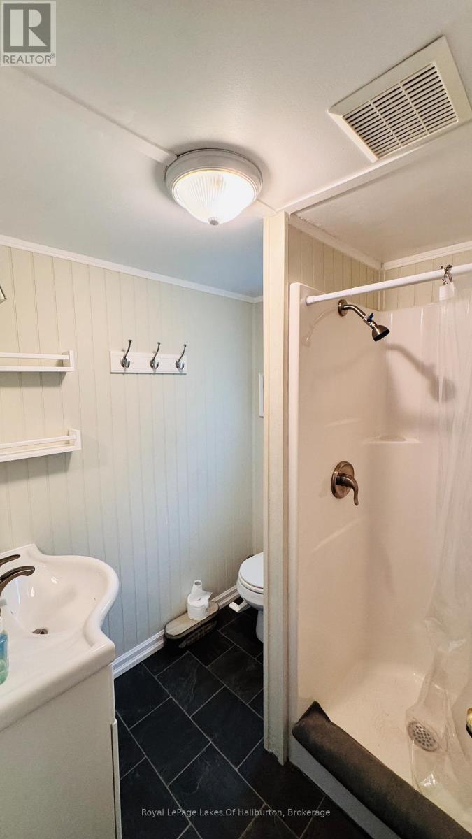 1099 Yellow Rock Drive, Highlands East, Ontario  K0M 1R0 - Photo 25 - X13207842