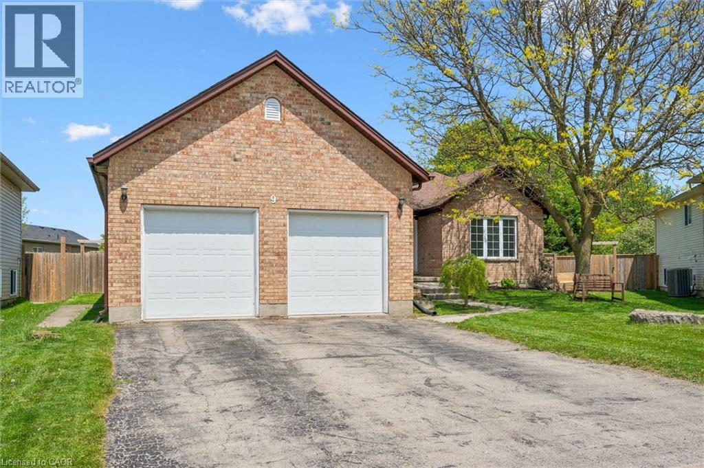 9 Berdux Place, Wellesley, Ontario  N0B 2T0 - Photo 3 - 40834404