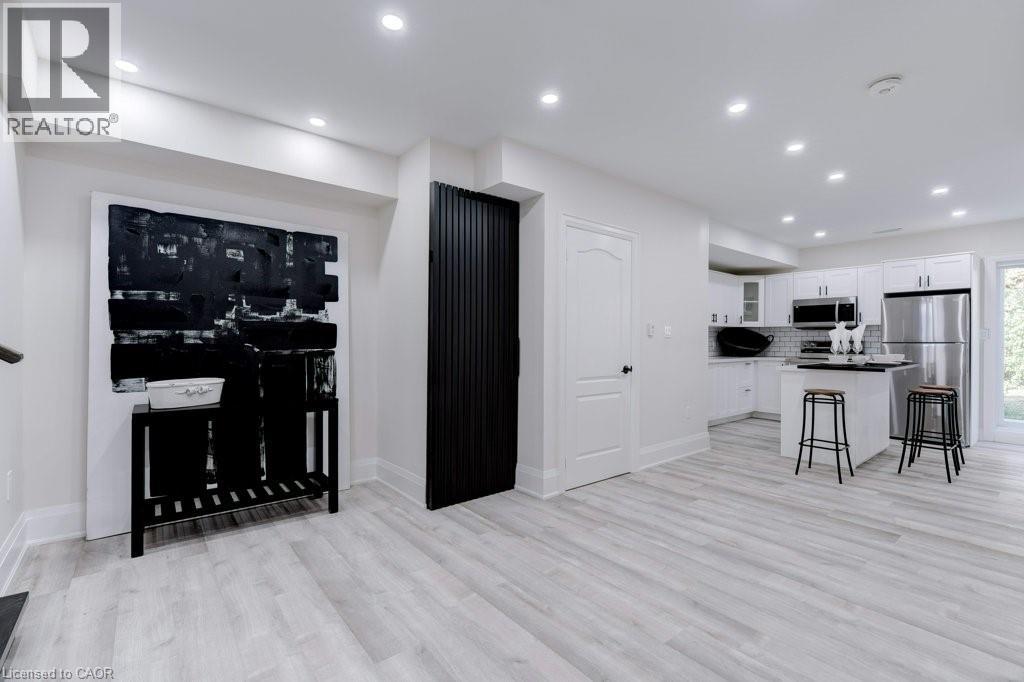 38 East 16th Street, Hamilton, Ontario  L9A 4H9 - Photo 24 - 40833751