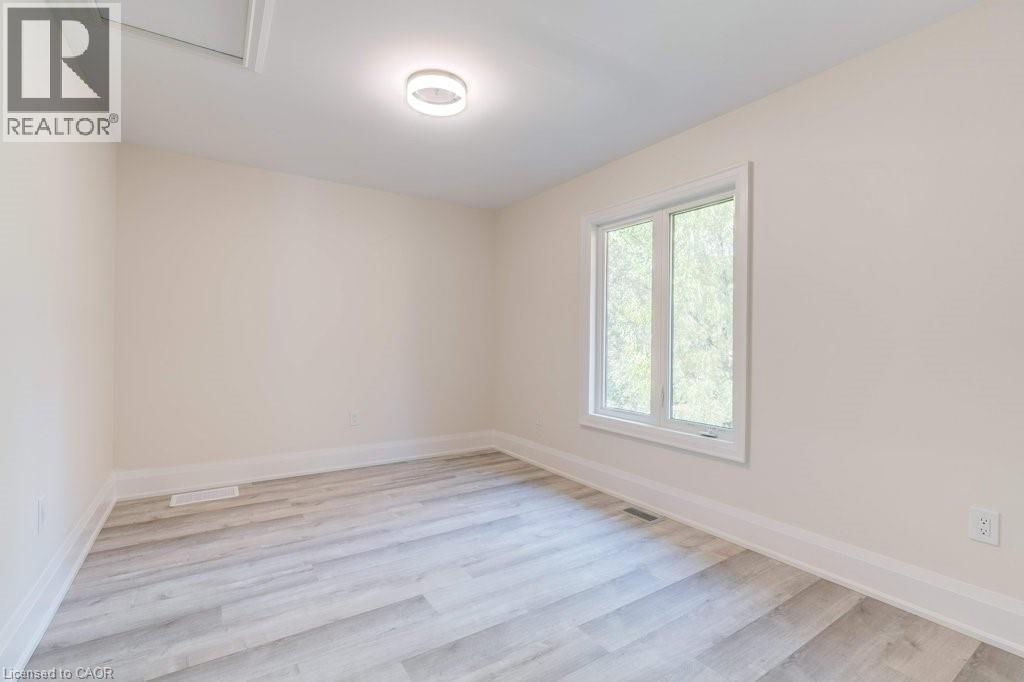 38 East 16th Street, Hamilton, Ontario  L9A 4H9 - Photo 30 - 40833751