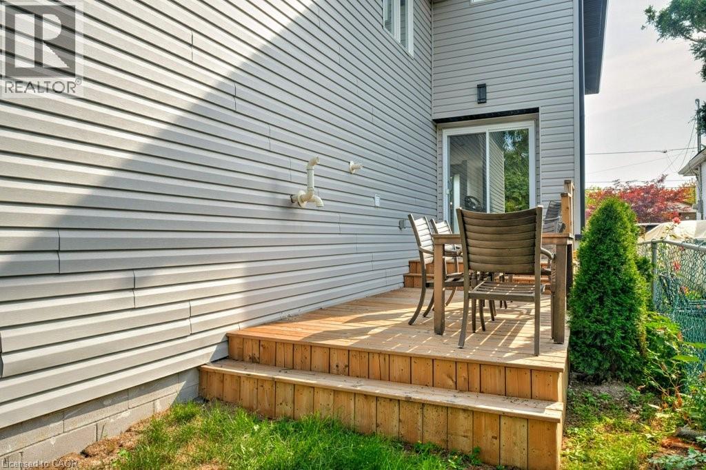 38 East 16th Street, Hamilton, Ontario  L9A 4H9 - Photo 37 - 40833751
