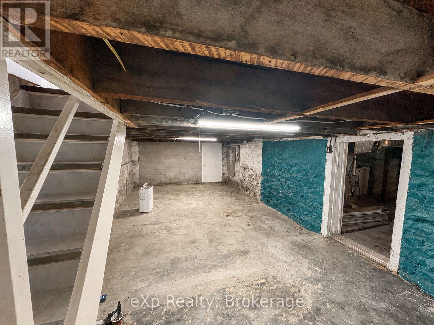 595 9th Street, Hanover, Ontario  N4N 1M7 - Photo 14 - X13208044