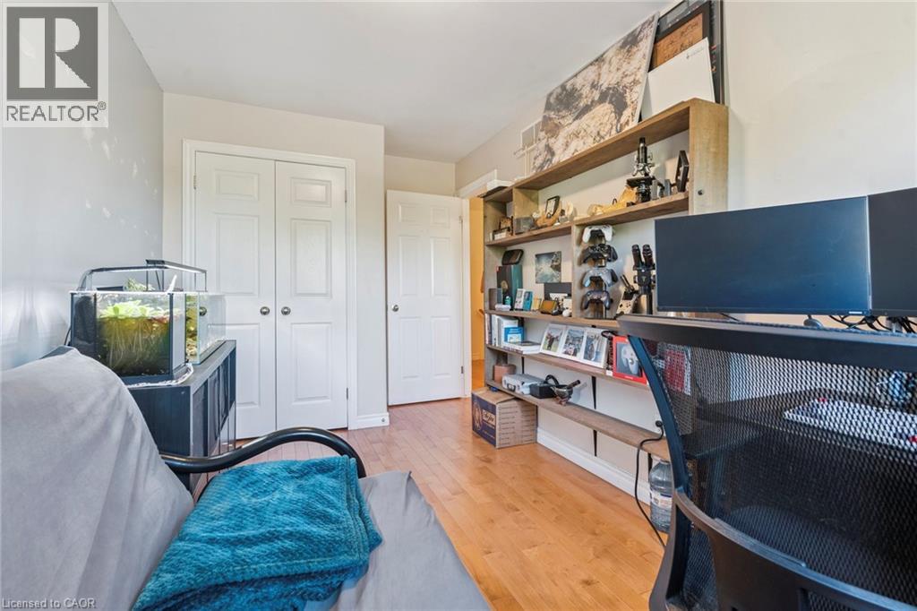 27 Pettit Street, Stoney Creek, Ontario  L8E 5V7 - Photo 32 - 40834058
