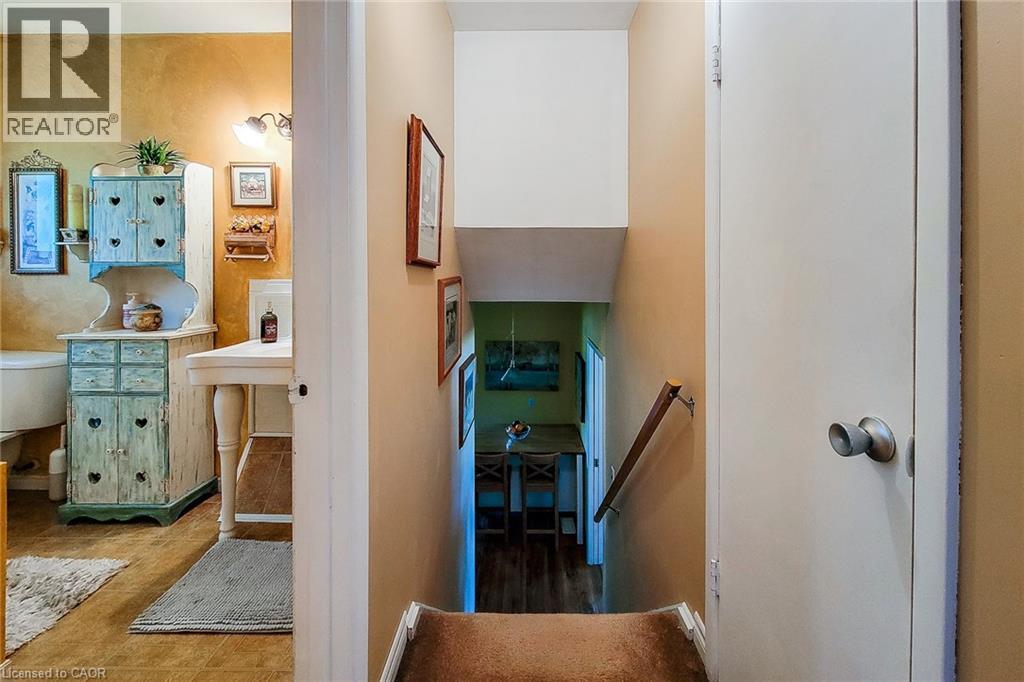 1 Greenwood Avenue, Cambridge, Ontario  N1R 2Y2 - Photo 32 - 40834430