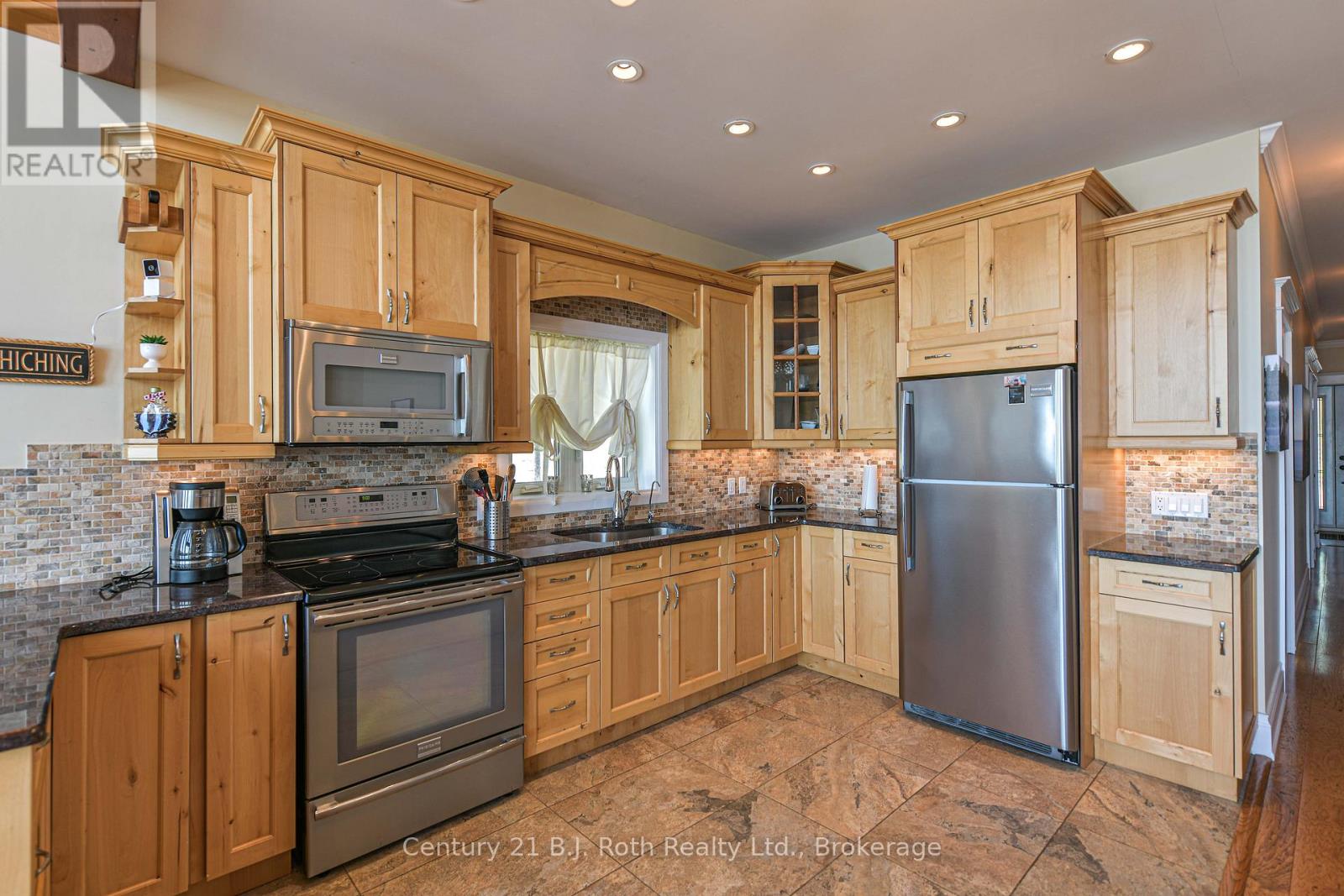 7304 Glen Ellen Drive, Ramara, Ontario  L0K 2B0 - Photo 34 - S13208886