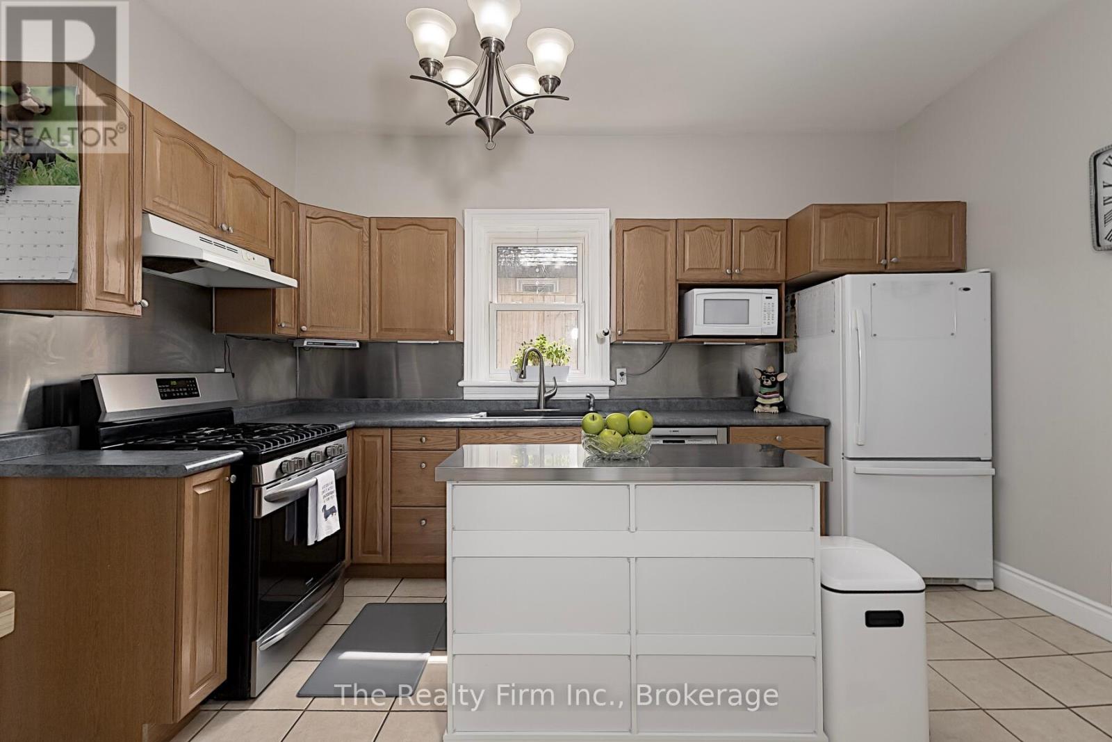 134 Well Street, Stratford, Ontario  N5A 4M1 - Photo 11 - X13209336