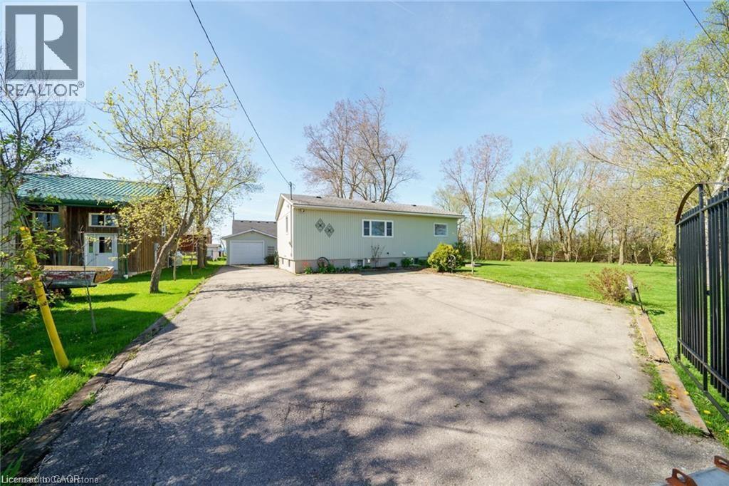 2970 Lakeshore Road, Dunnville, Ontario  N1A 2W8 - Photo 2 - 40834437