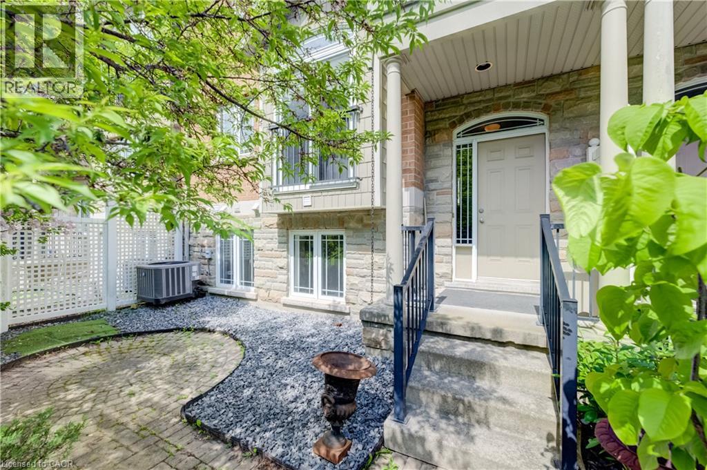 35 Grosvenor Lane, Cambridge, Ontario  N1R 8N2 - Photo 2 - 40834187