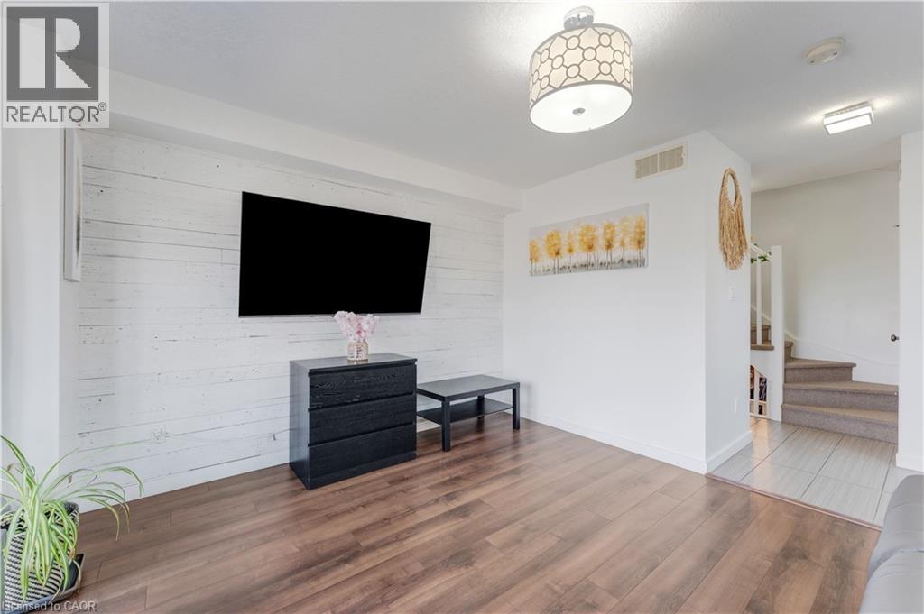 487 East Avenue Unit# 5, Kitchener, Ontario  N2H 0A8 - Photo 11 - 40833884