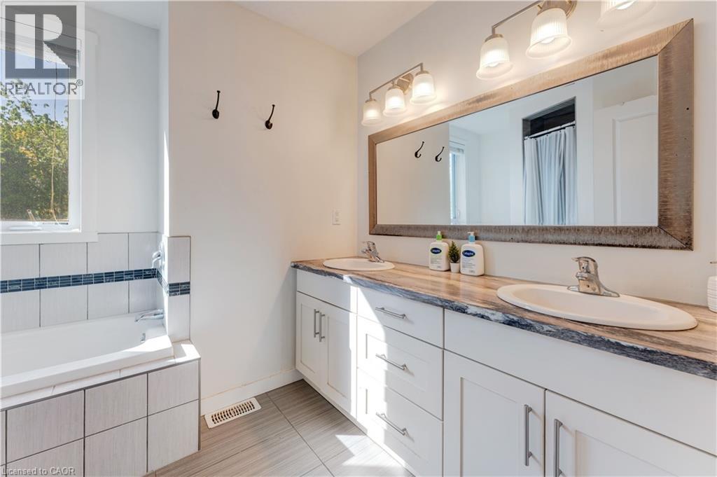 487 East Avenue Unit# 5, Kitchener, Ontario  N2H 0A8 - Photo 33 - 40833884