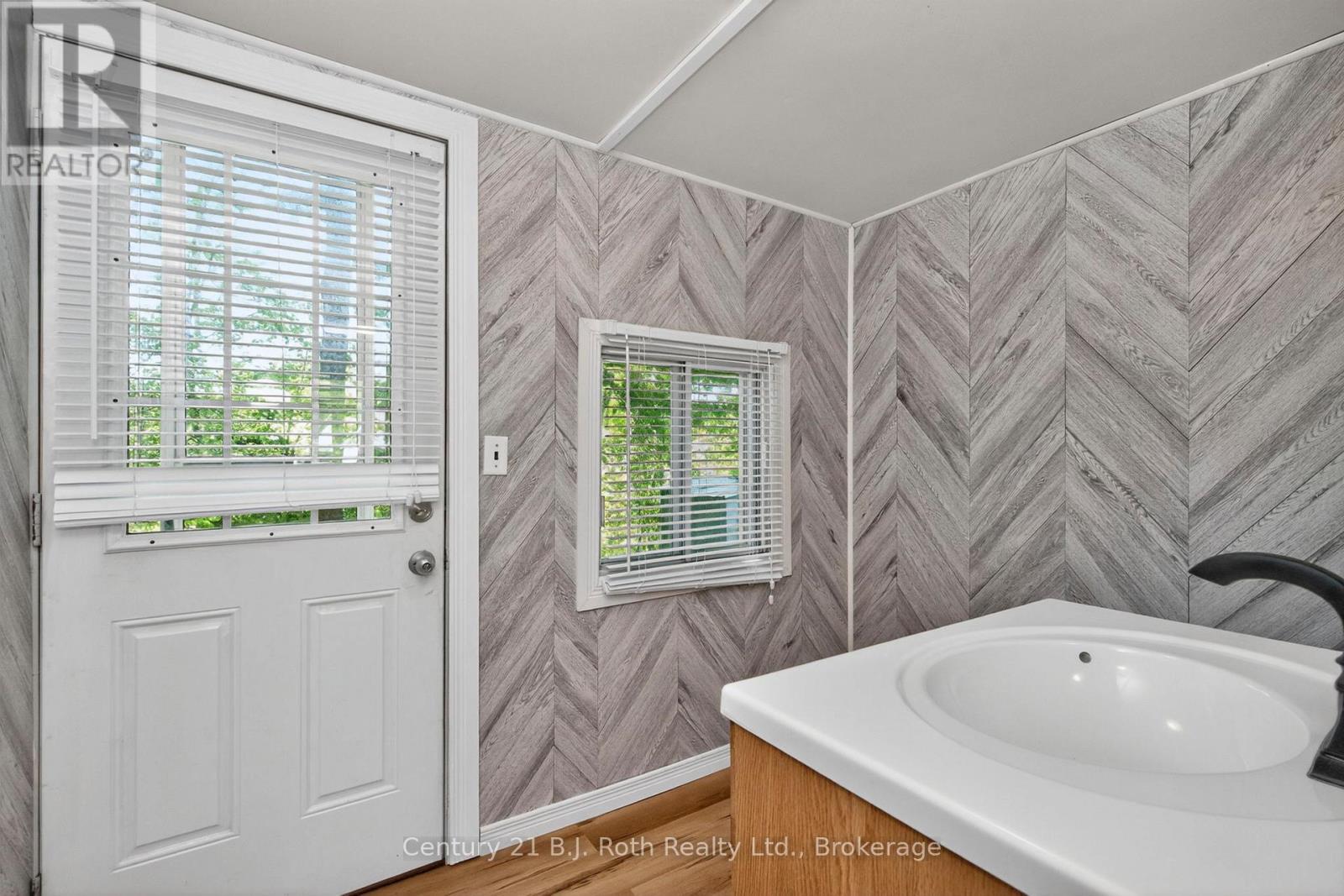 51 - 5263 Elliott Side Road, Tay, Ontario  L4R 4K3 - Photo 41 - S13209834